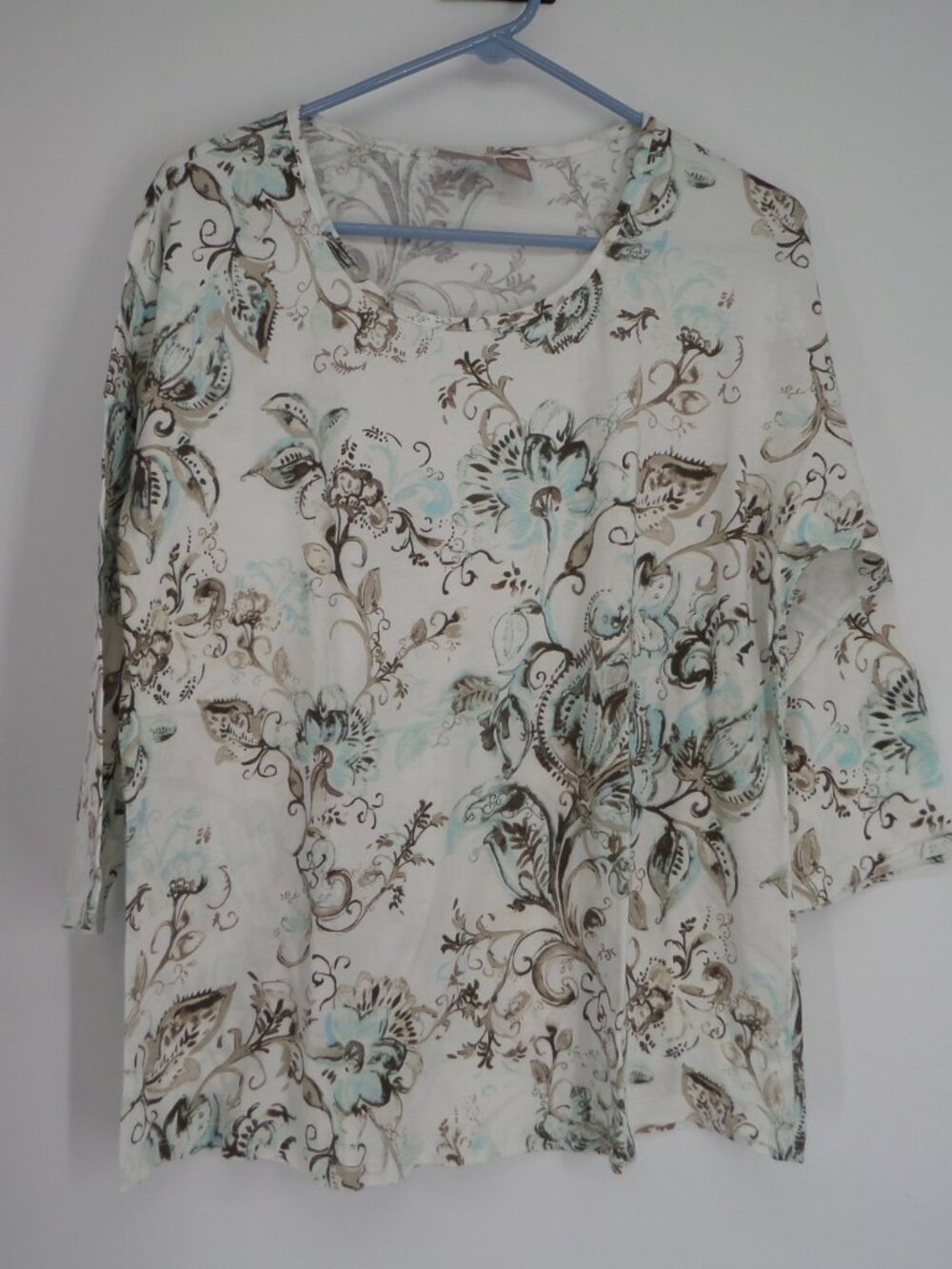Chico's  Women's 3/4 Sleeve  Multi Color Paisley Print  Top  Size 2 US 14